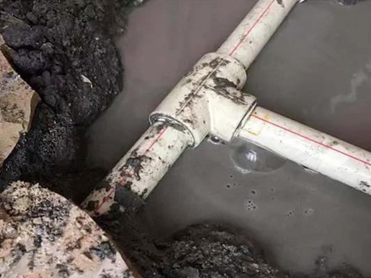 墙里或地下管道漏水如何查漏维修