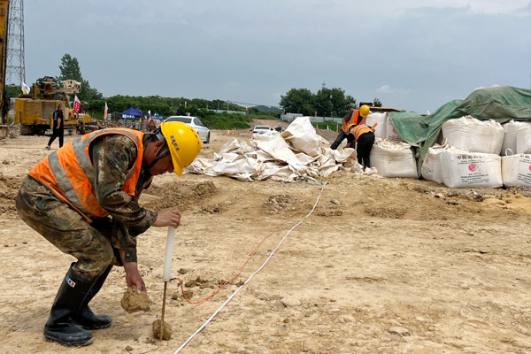 堤坝管涌检测仪