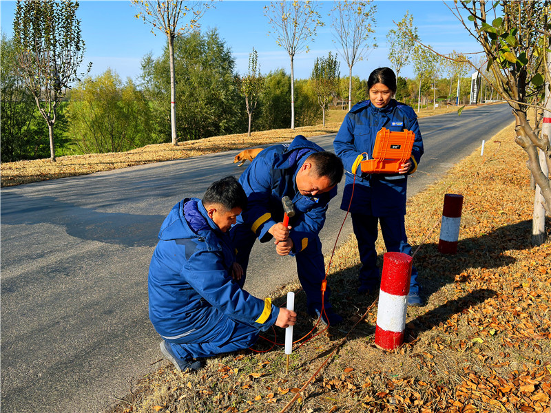 堤坝管涌检测仪