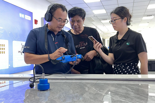 安徽滁州陶总考察普奇公司管道漏水检测仪——客户体验与公司产品优势全解析